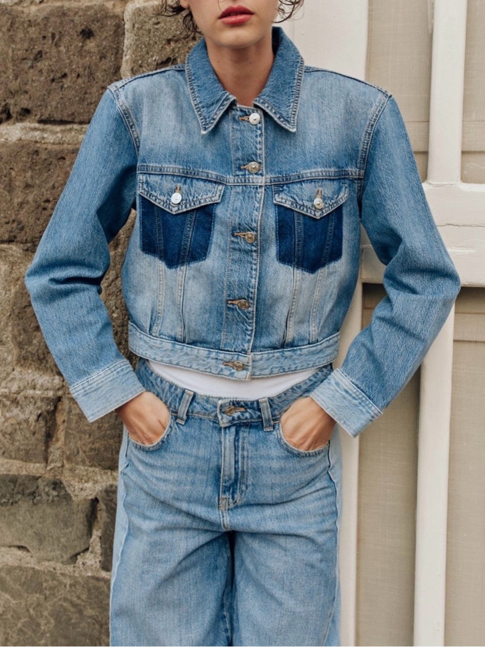 Zara Mid-Blue Z1975 Contrasting Short Denim Jacket. Size XL. New!